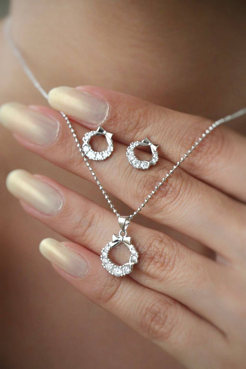 قیمت کار با زنجیر میباشد